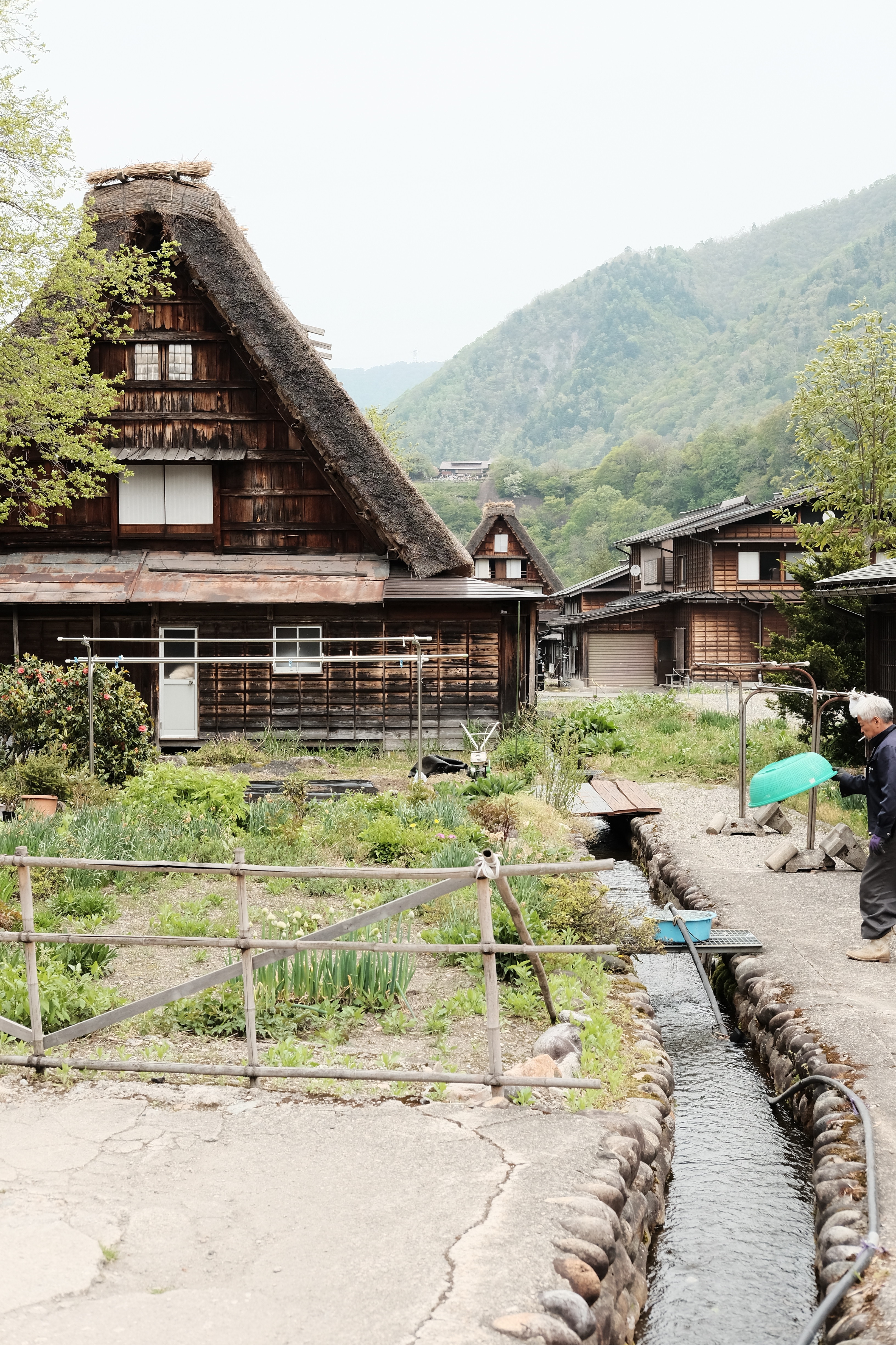 X T10 山々のもつ佇まいを感じて歩く道 白川郷 2 Abeshi S Snapshots V3 7 Fujifilm X T30 Sony riv siii X T10 山々のもつ佇まいを感じて歩く道 白川郷 2 Abeshi S Snapshots V3 7 Fujifilm X T30 Sony riv siii