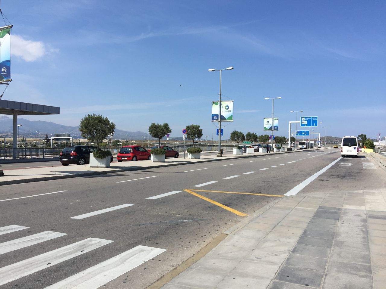 ギリシャ アテネ国際空港 エレフテリオス ヴェニゼロス国際空港 フードコート 揚げ物放浪記 油の大将 ギリシャ アテネ国際空港 エレフテリオス ヴェニゼロス国際空港 フードコート 揚げ物放浪記 油の大将