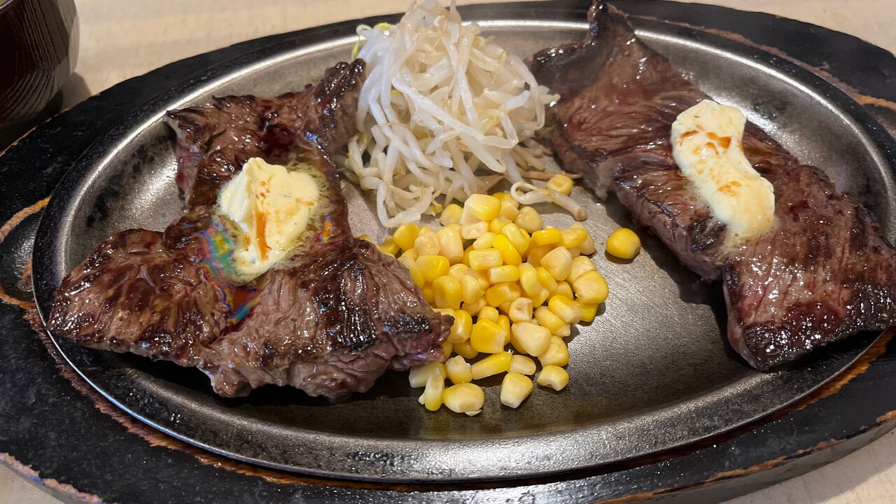 フランクに味合える町のステーキ屋さん。「ハラミ・ステーキ300ｇ」＆大盛ご飯（ステーキハウス テキサス） : 揚げ物放浪記－油の大将