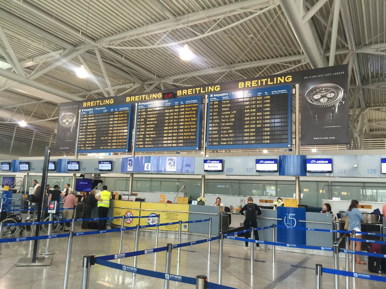ギリシャ アテネ国際空港 エレフテリオス ヴェニゼロス国際空港 フードコート 揚げ物放浪記 油の大将 ギリシャ アテネ国際空港 エレフテリオス ヴェニゼロス国際空港 フードコート 揚げ物放浪記 油の大将