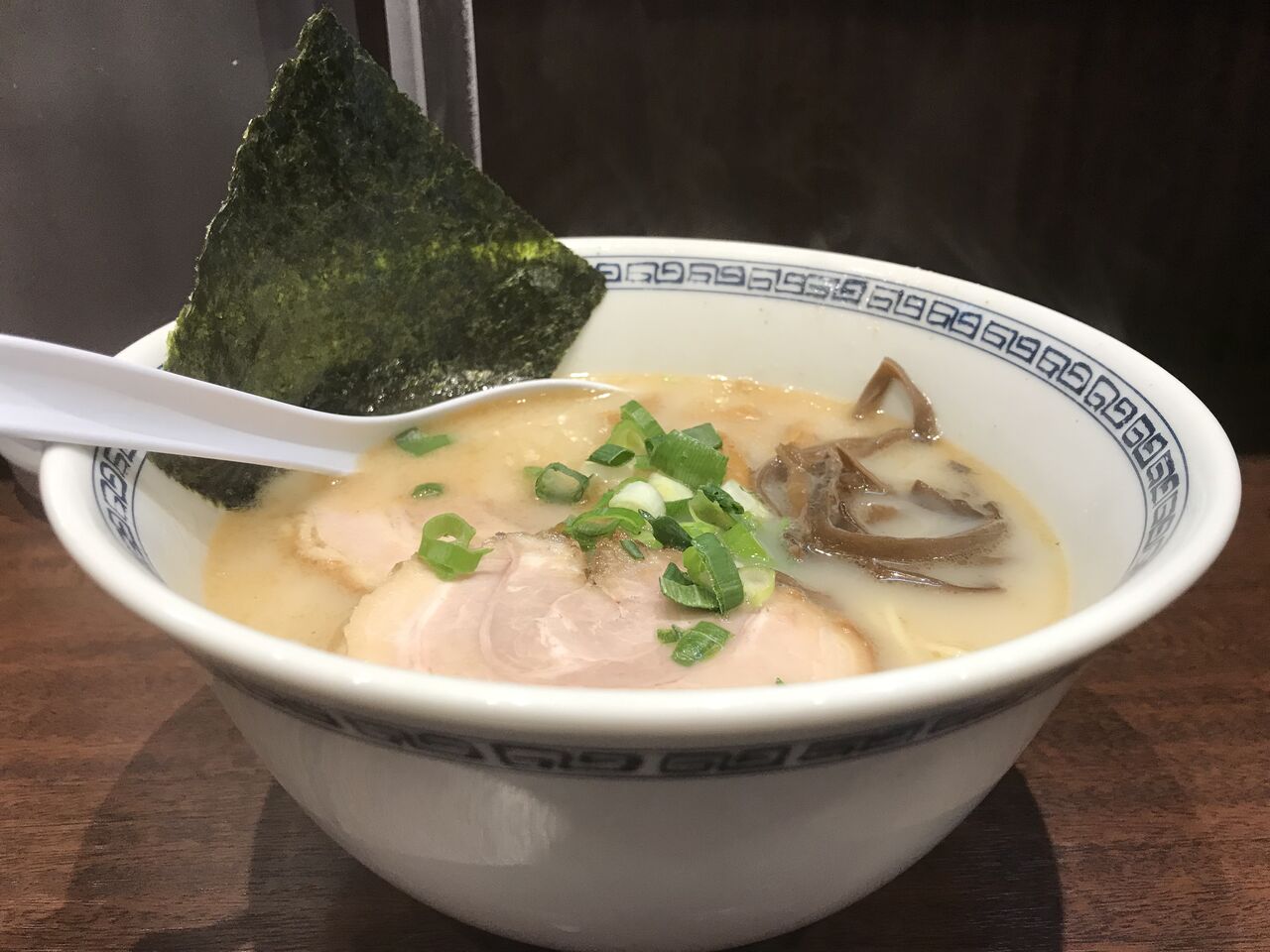 東京 三鷹 熊本ラーメン ひごもんずのラーメン 揚げ物放浪記 油の大将