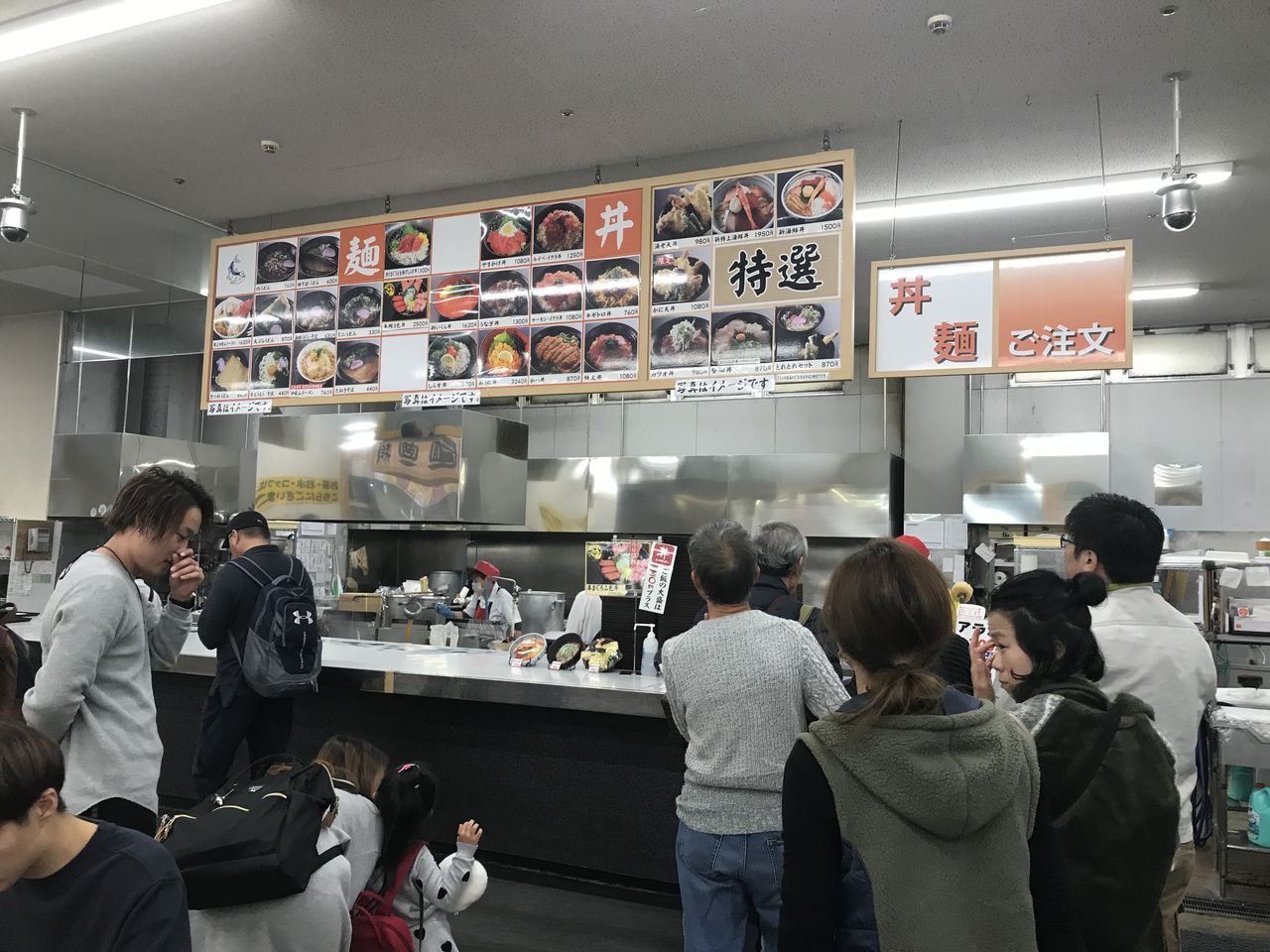 和歌山 南紀白浜 とれとれ横丁で特上和歌山ラーメン 揚げ物放浪記 油の大将