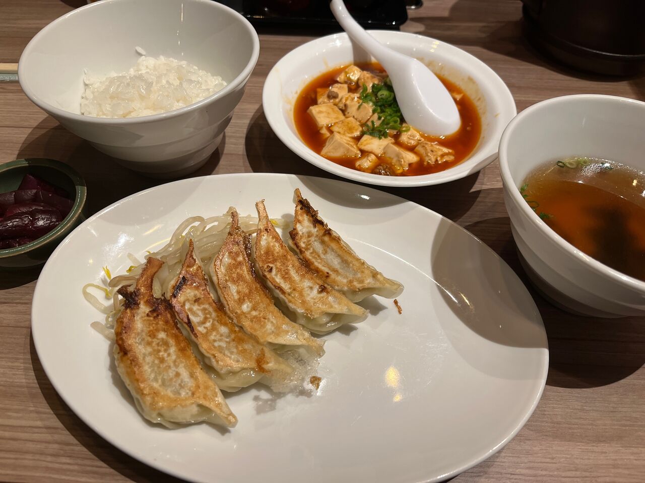 静岡駅 石松餃子 の 静岡名物 浜松餃子のランチ 揚げ物放浪記 油の大将