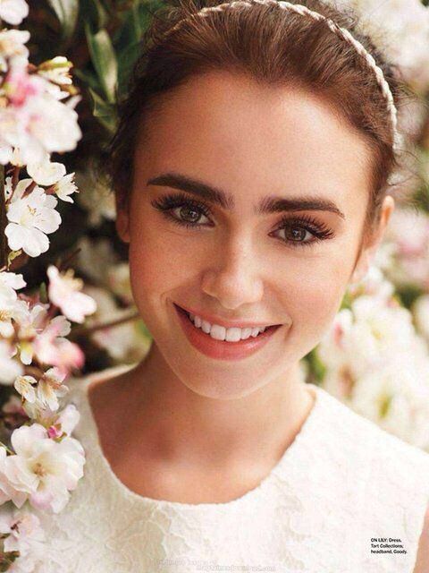 Lily Collins About A Girls Beauty Fashion Lily Collins About A Girls Beauty Fashion