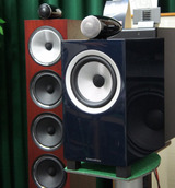 B&W、702Signature、705Signature 限定台数カラー「ミッドナイト・ブルー」登場！