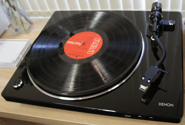 デノン Dp 400 450usb 現代的デザインのレコード プレーヤー 登場 Ac2 Blog