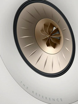 KEF、「リファレンス Metaシリーズ」最新MAT技術搭載UNI-Q採用スピーカー登場！