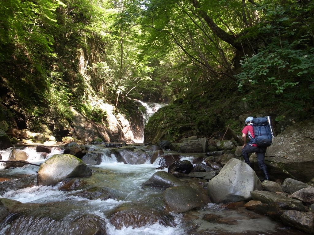 奥秩父 一之瀬川竜喰谷 山岳同人マーモット 奥秩父 一之瀬川竜喰谷 山岳同人マーモット