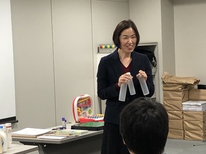 東京大学教育学部附属中等教育学校の生徒に授業を行いました 共用品ニュース