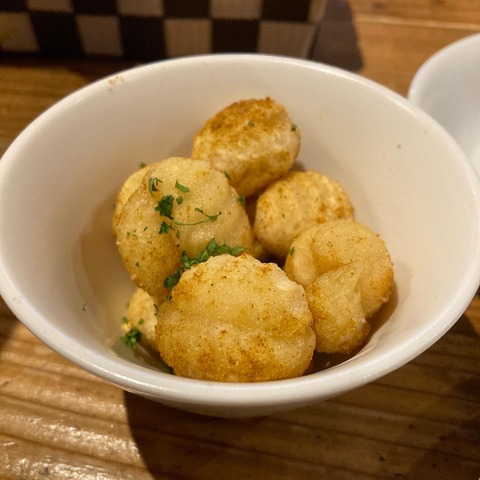 722B9753-EFB5-4401-857B-8E552B29E780