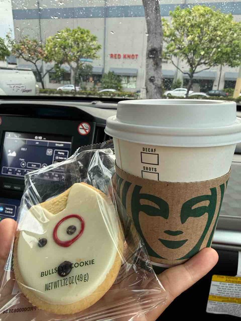 【ご飯日記】スタバのコーヒー好き・豆腐スクランブル・消費カロリー3000