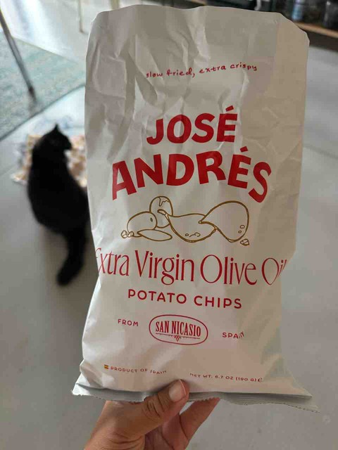 【ダイエットご飯日記】バレンタイン！チップスにケーキ🍰【2000kcal】