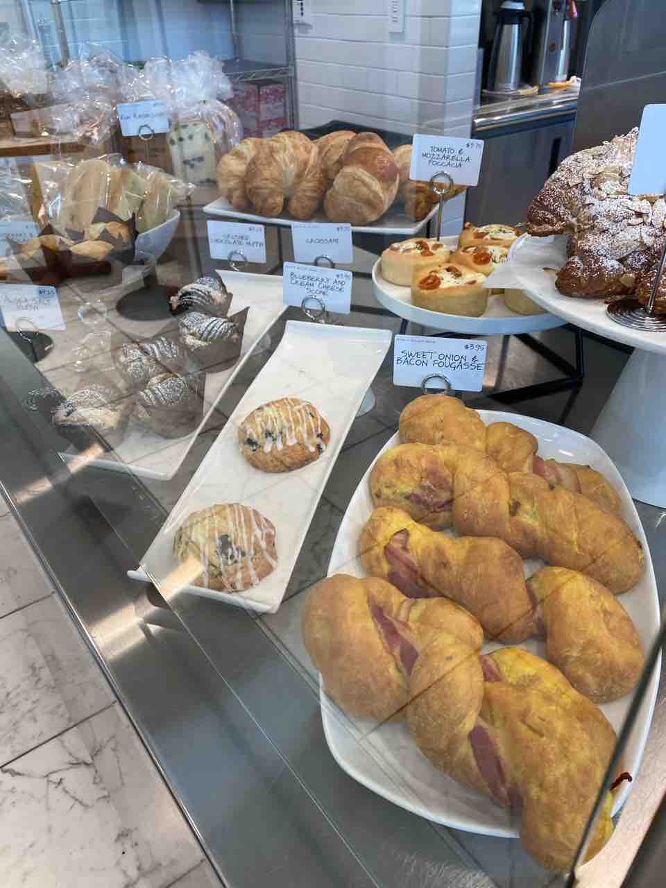 ディーン デルーカ ワイキキ 訪問記録 21年 食のセレクトショップ ハワイグルメ ハワイネコ ブログ