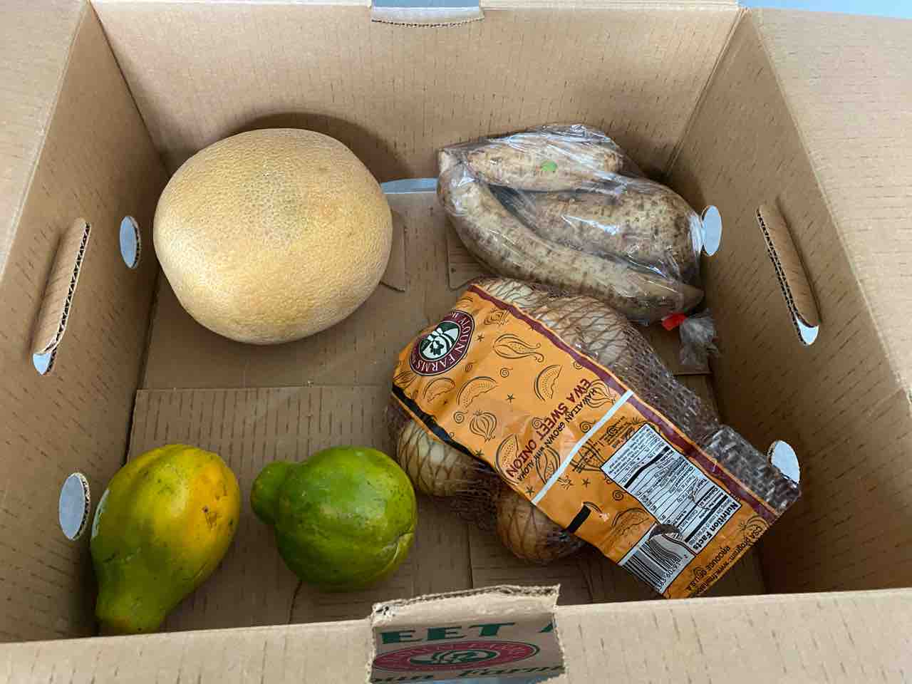 ハワイ産の野菜35ドル詰め合わせが届きました ハワイネコ ブログ ハワイ産の野菜35ドル詰め合わせが届きました ハワイネコ ブログ