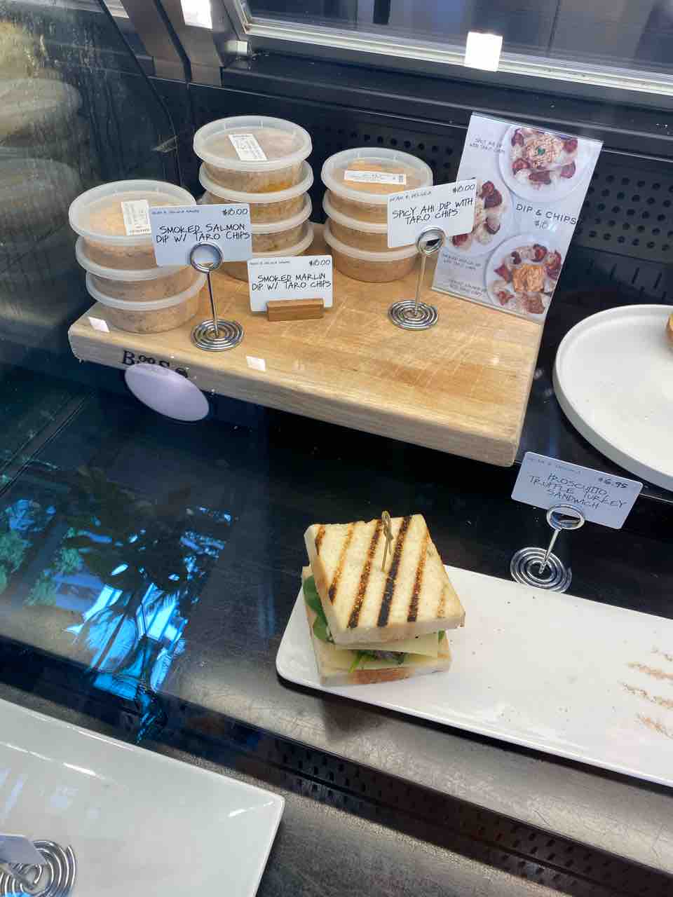 ディーン デルーカ ワイキキ お惣菜もデザートも 食のセレクトショップ ハワイグルメ ハワイネコ ブログ