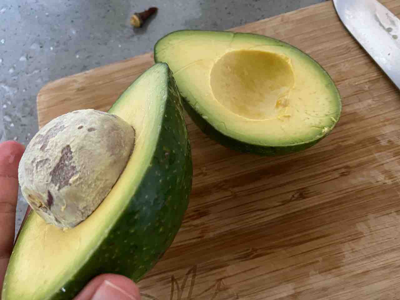 ハワイのアボカド チキンの朝ごはん ハワイネコ ブログ