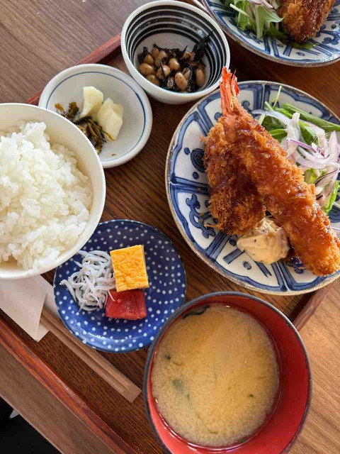 【日本４日目ご飯日記】下北沢・代々木上原・あんだ餃子・チョコモナカジャンボ