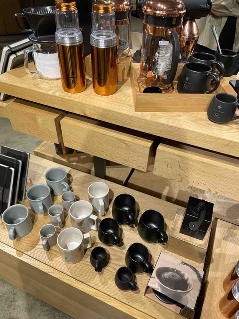 33F5DF74-84DD-4F2D-A1D2-1607551D5170