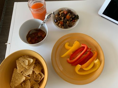 食べ方模索中 トルティーヤチップス美味しすぎ ごはん日記 ハワイネコ ブログ 食べ方模索中 トルティーヤチップス美味しすぎ ごはん日記 ハワイネコ ブログ