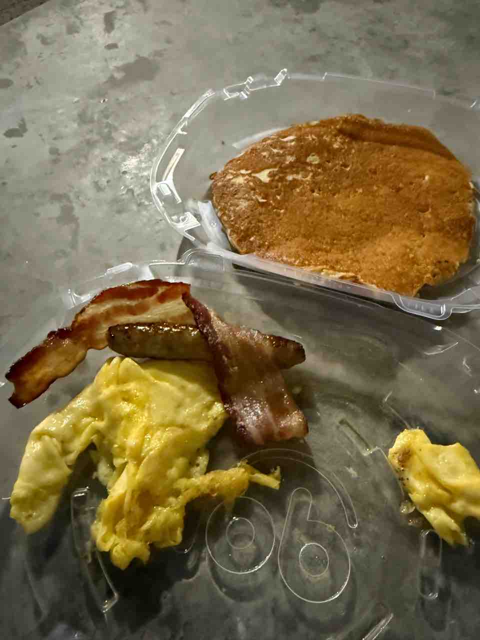 ハワイのIHOP】THEアメリカンなファミレスでパンケーキ【ハワイグルメ