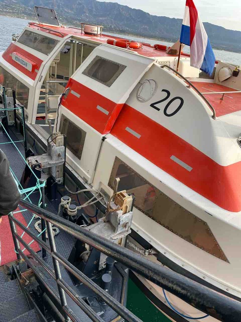 28302AE8-240F-4C86-B3EA-2F8E0639CB77