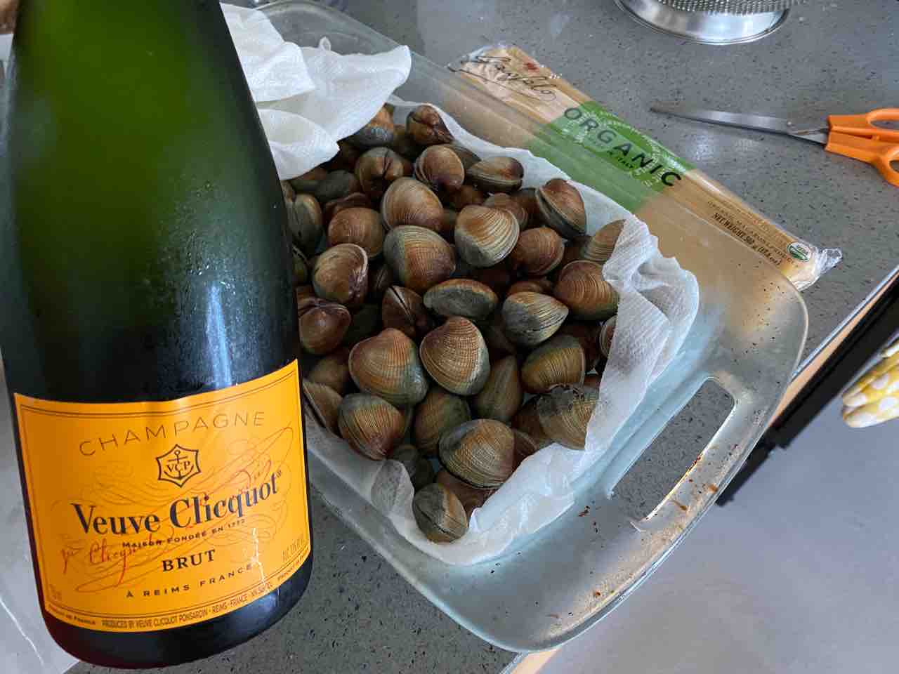 料理酒にシャンパン 貝の酒蒸し ハワイネコ ブログ 料理酒にシャンパン 貝の酒蒸し ハワイネコ ブログ