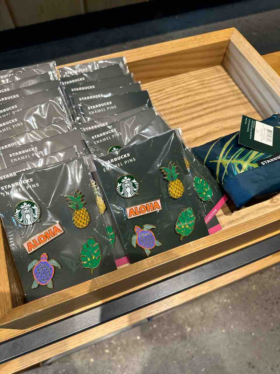 スターバックス2024】ハワイ限定タンブラー・マグカップ【ハワイ土産