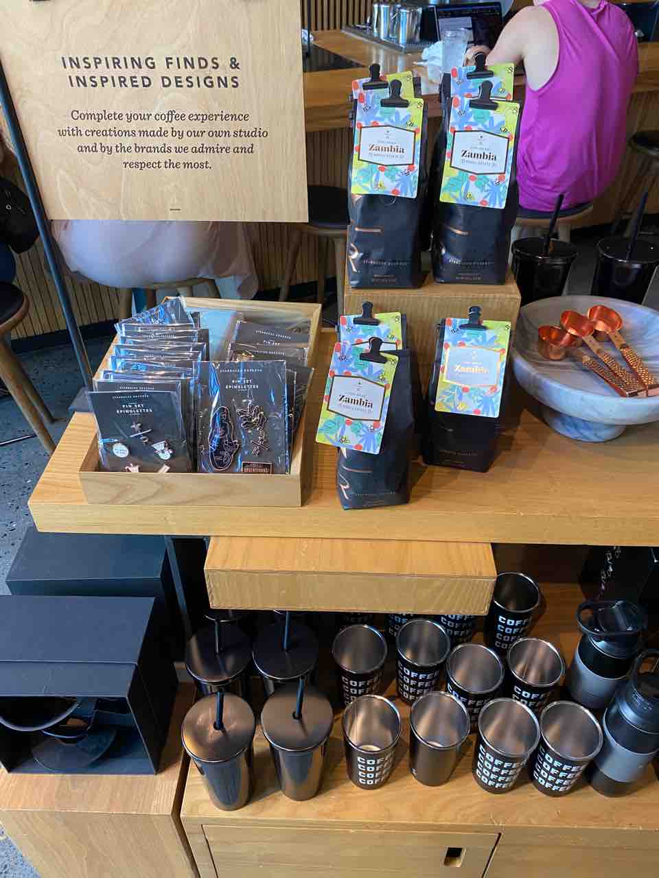 ワイキキ・スターバックス・リザーブバー】他の店には無いメニュー ワイキキ・スターバックス・リザーブバー】他の店には無いメニュー