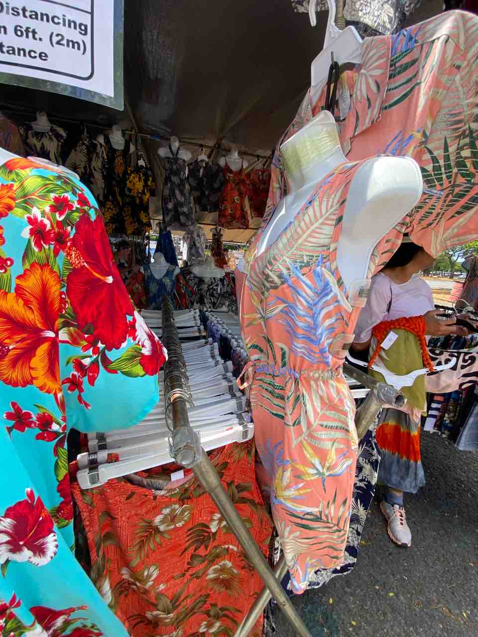 スワップミート アロハスタジアム 雑貨が激安 ばら撒き土産購入に ハワイ観光 ハワイネコ ブログ