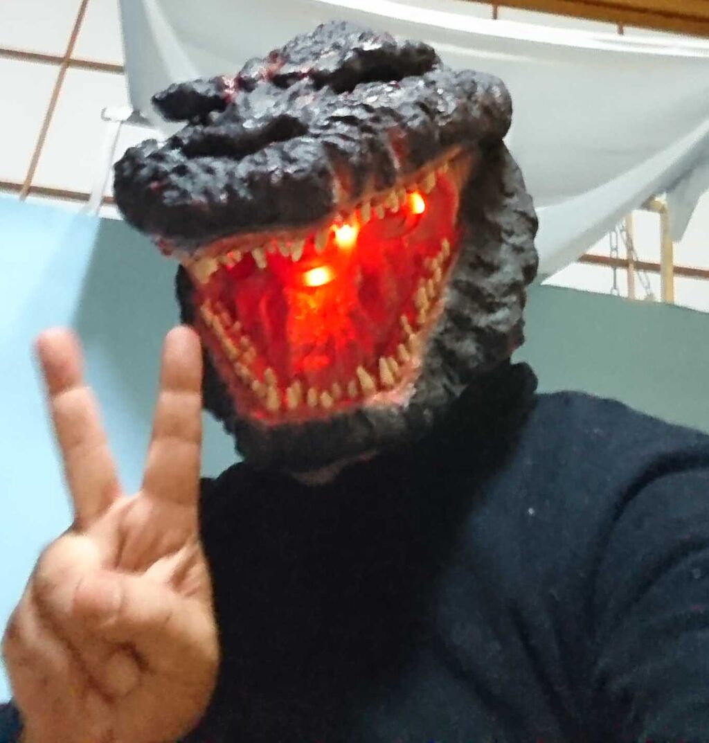 ゴジラマスク ドンキホーテ