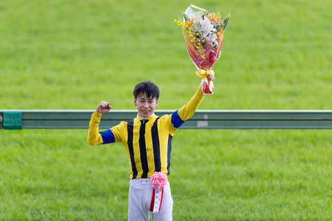 【嬉しさ爆発ｗ】横山武史さん　皐月賞の勝利インタビューで自分語りｗｗｗｗｗｗ