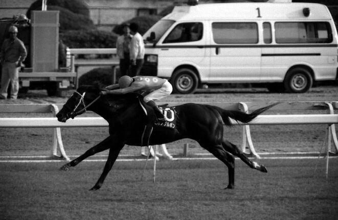 曲もカッコよかった 11年のjra Cmのキャッチコピーが秀逸過ぎる件 週末は落ち武者 曲もカッコよかった 11年のjra Cmのキャッチコピーが秀逸過ぎる件 週末は落ち武者