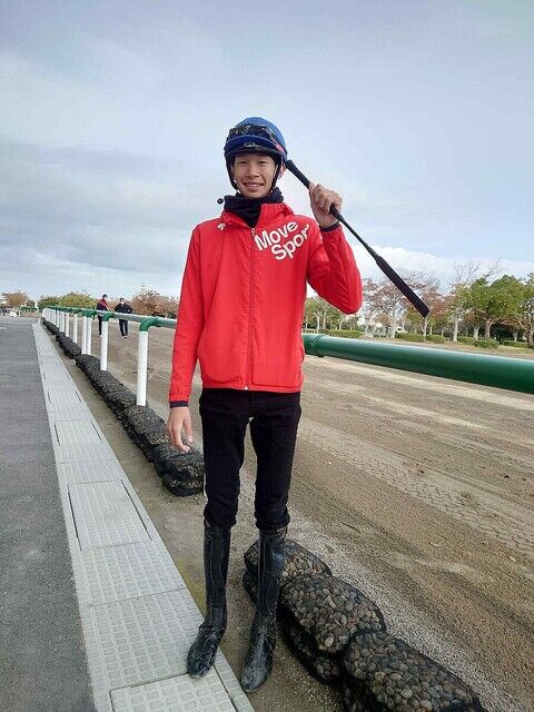 【見ると不安になる体型】松本大輝騎手　自爆落馬で骨折＋騎乗停止