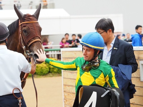 6a775_1676_a7717d8f_4b9166d7