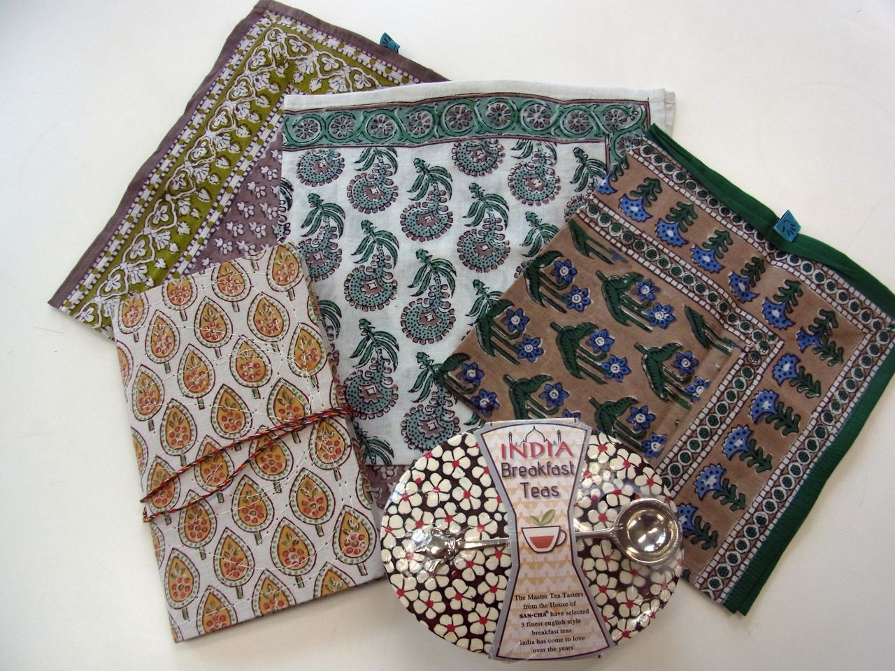 インドのお土産 Adieu Tristesse Press Diary