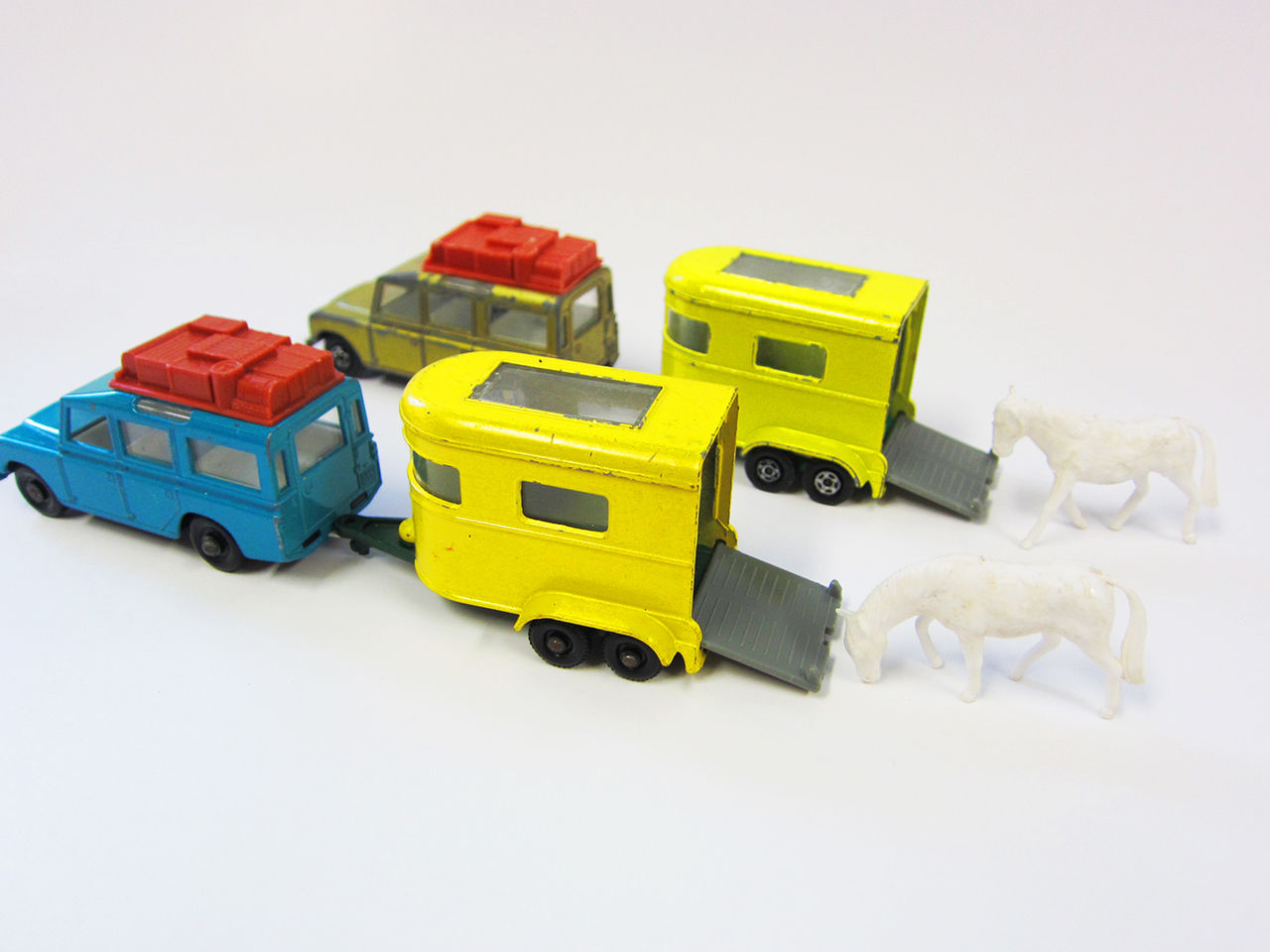 ミニカー マッチボックス 43 ポニートレーラー ☆かなり昔のマッチ