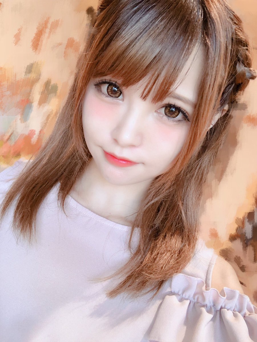 とんでもなく可愛いコスプレイヤーさん ドラ10を始めてしまう 俺様はプロゲーマーだ とんでもなく可愛いコスプレイヤーさん ドラ10を始めてしまう 俺様はプロゲーマーだ