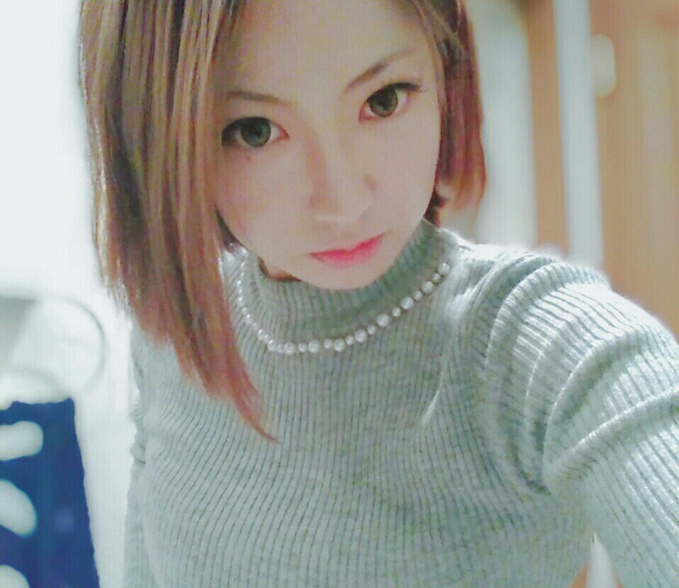 ドラテン 女性プレイヤーの紹介 ドラクエのtシャツを着て街に繰り出すドラ女子さん 俺様はプロゲーマーだ