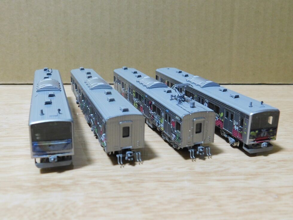 GM 205系キットでマンガッタンライナー : Miniatur Kereta Api