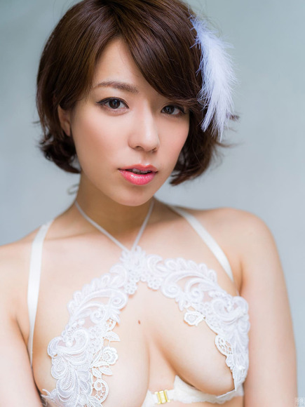 191204小瀬田麻由のエロ画像008