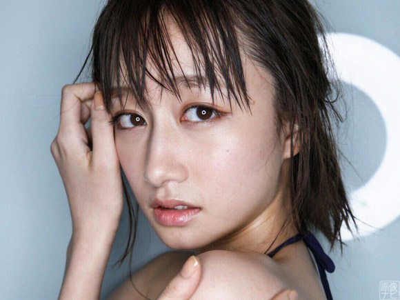 福島雪菜(19) 劇団所属の美人モデルがグラビア参戦!