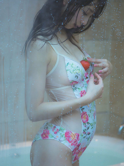 190725華村あすかのセクシーグラビア画像003