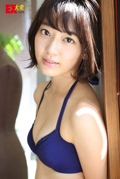 宮脇咲良044