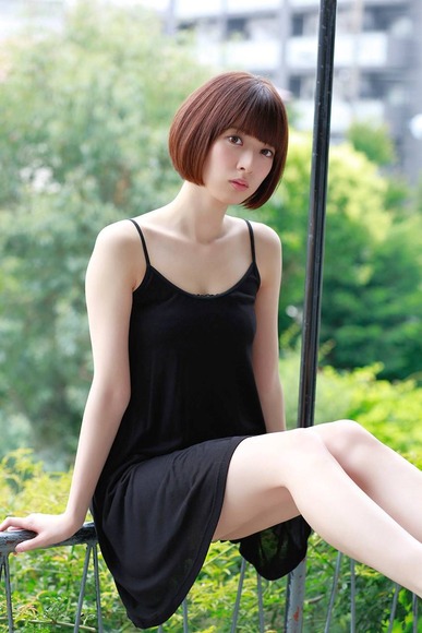 橋本奈々未と桜井玲香029