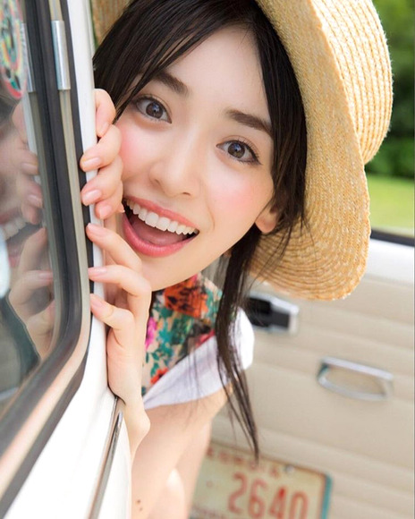 161210泉里香のエロ画像006