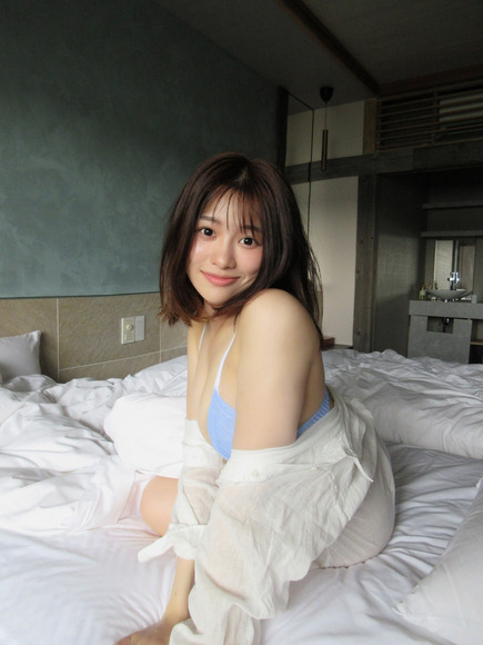 上ノ堀結愛 恋リア出演の注目女優が魅せるビキニ姿