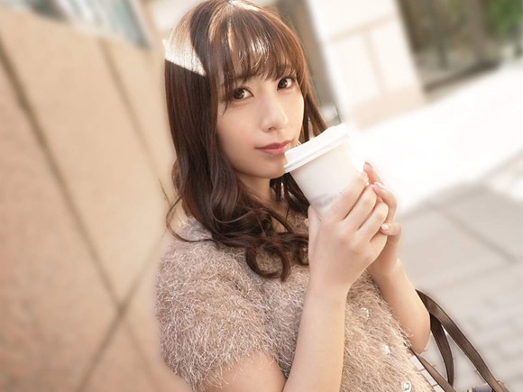 ビジュもスタイルも上級な２３歳美容部員がネットでAV応募→体験撮影。スレンダーボディに薄マン毛、付き合った人数は６人くらい