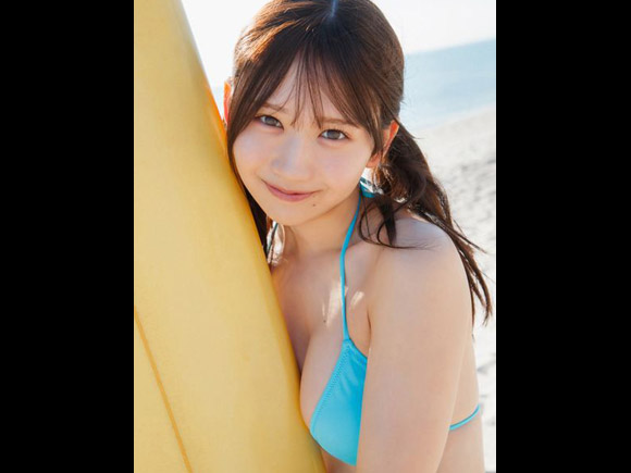 日向坂４６藤嶌果歩 超貴重なビキニショット解禁
