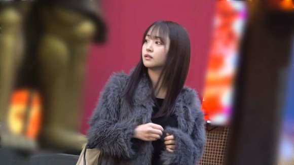 敏感ボディの小悪魔が女性用風俗に降臨。マッサージで何度も絶頂、追加オプションの電マで潮吹きアクメ。