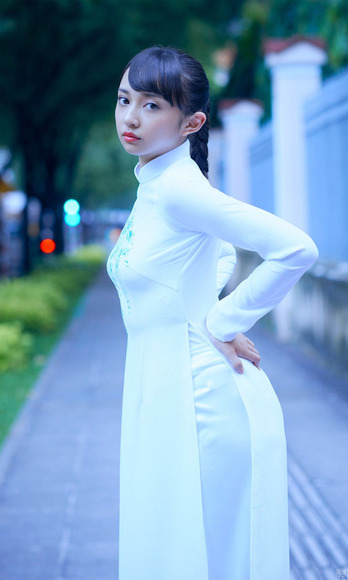 190623小宮有紗のエロ画像009